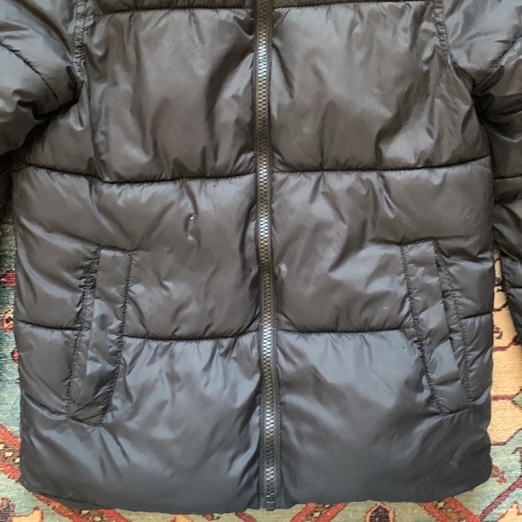 Kids Size Medium (8) Old Navy Black Puffer Coat - Picture 3 of 6